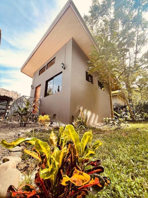 Casa Noil, Beautiful Eco House Near The Beach! Apartment Puerto Viejo de Talamanca Exterior photo