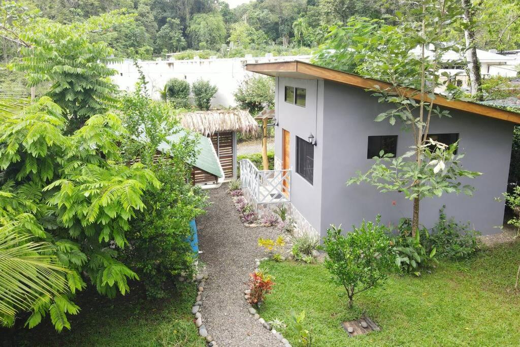 Casa Noil, Beautiful Eco House Near The Beach! Apartment Puerto Viejo de Talamanca Exterior photo